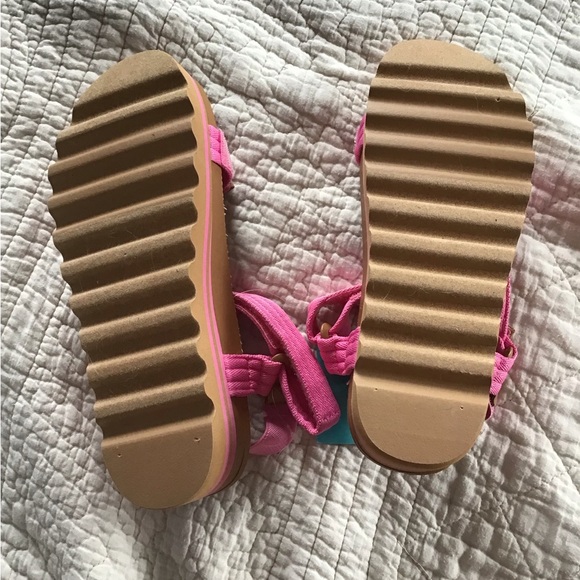 New Reef Women Rem Hi Cushion Pink Summer Sandals Size 7.5 With Tags - Picture 3 of 6